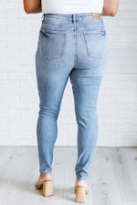 Judy Blue Justine High Rise Control Top Contrast Wash Skinny Jeans