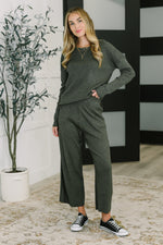 Close Culottes in Moss