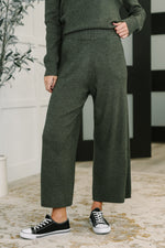 Close Culottes in Moss