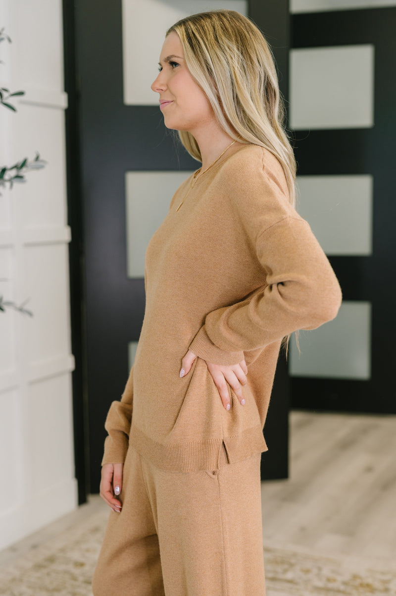 Close Sweater in Camel