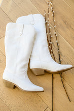 Shania Cowgirl Boots In White