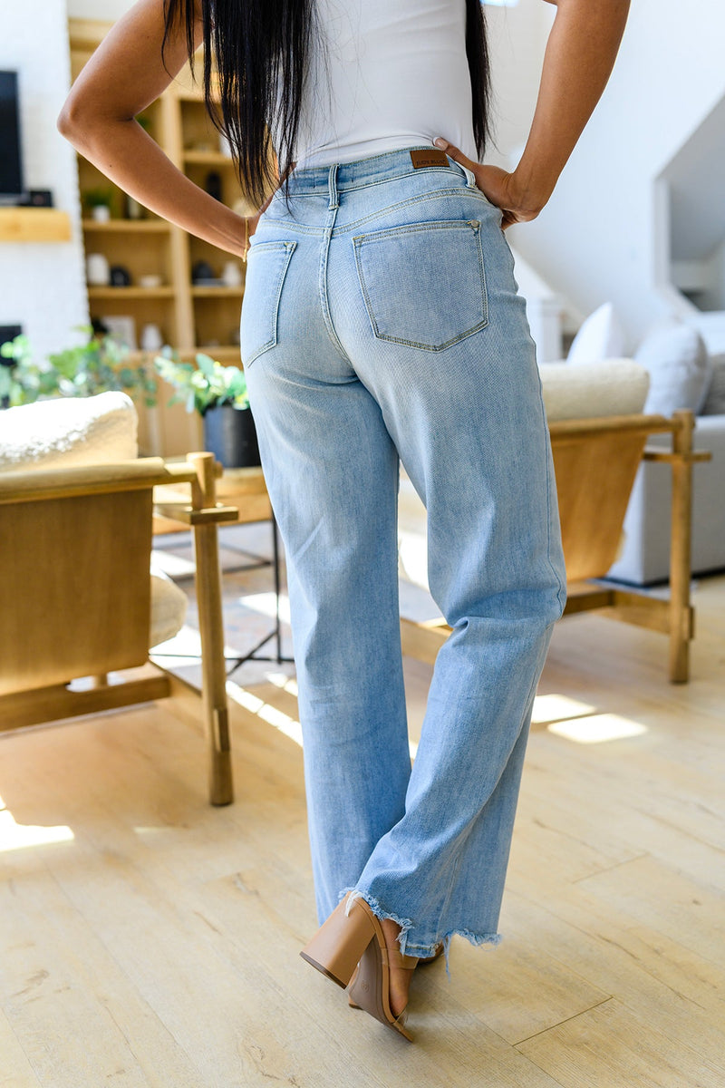 Judy Blue Tate High Rise Straight Jeans